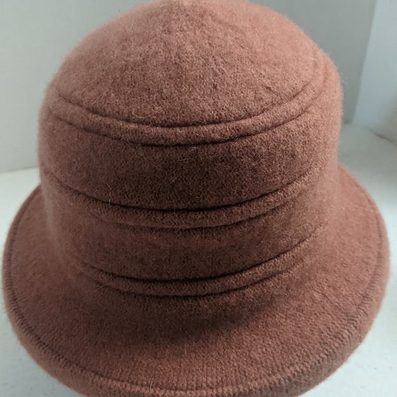 Gatsby Hat Fuzzy Cloche 100% Wool Beaded Applique Floral Applique main image 4